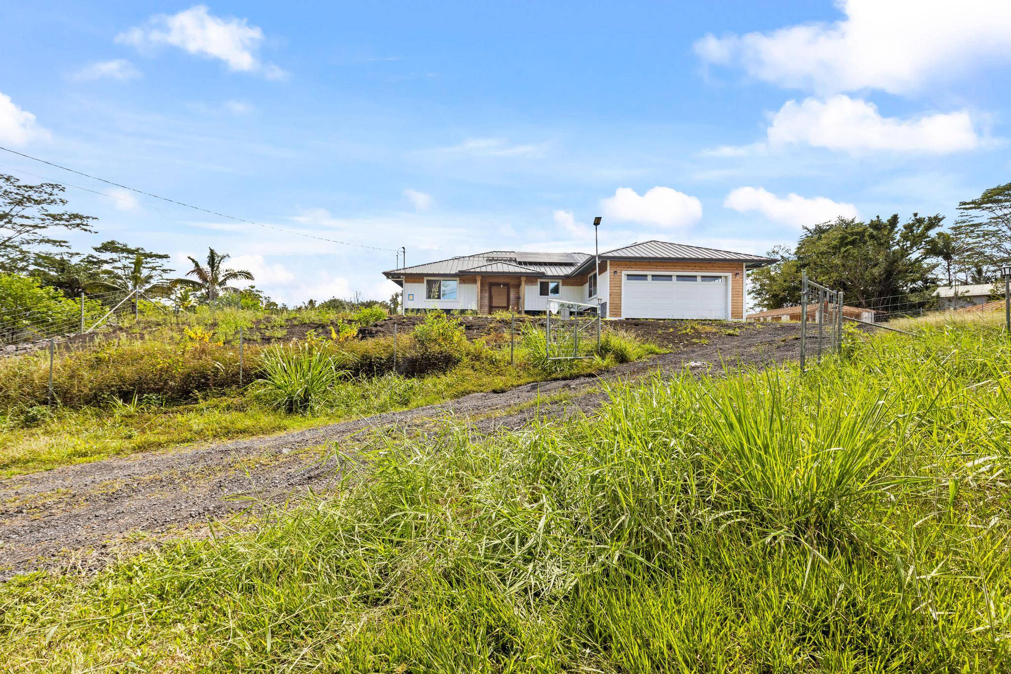 Keaau, HI 96749,15-1430 19TH AVE