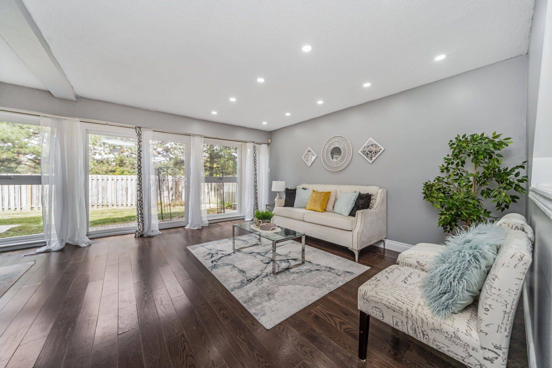 Mississauga, ON L5N 2K9,2881 Windwood DR #32