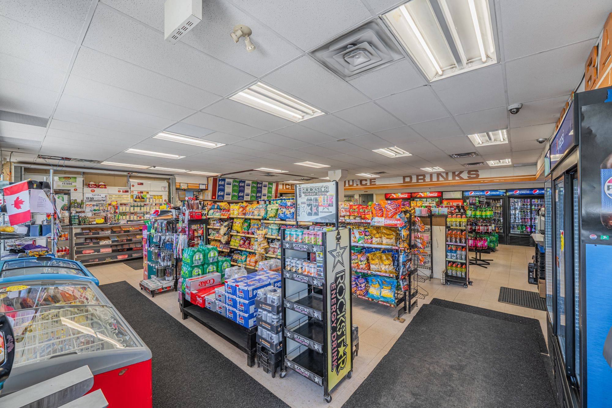 Cyrville - Carson Grove - Pineview, ON K1B 3L7,1665 Cyrville RD