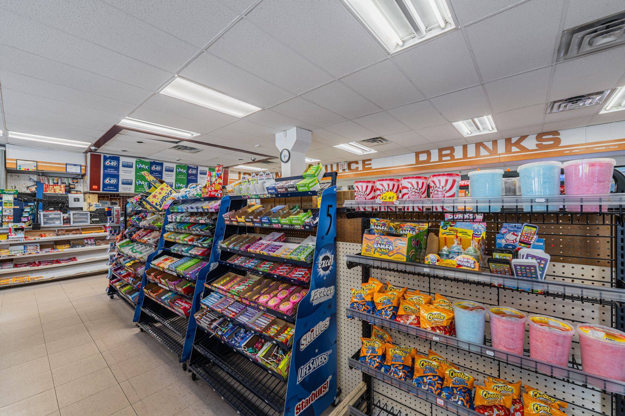 Cyrville - Carson Grove - Pineview, ON K1B 3L7,1665 Cyrville RD