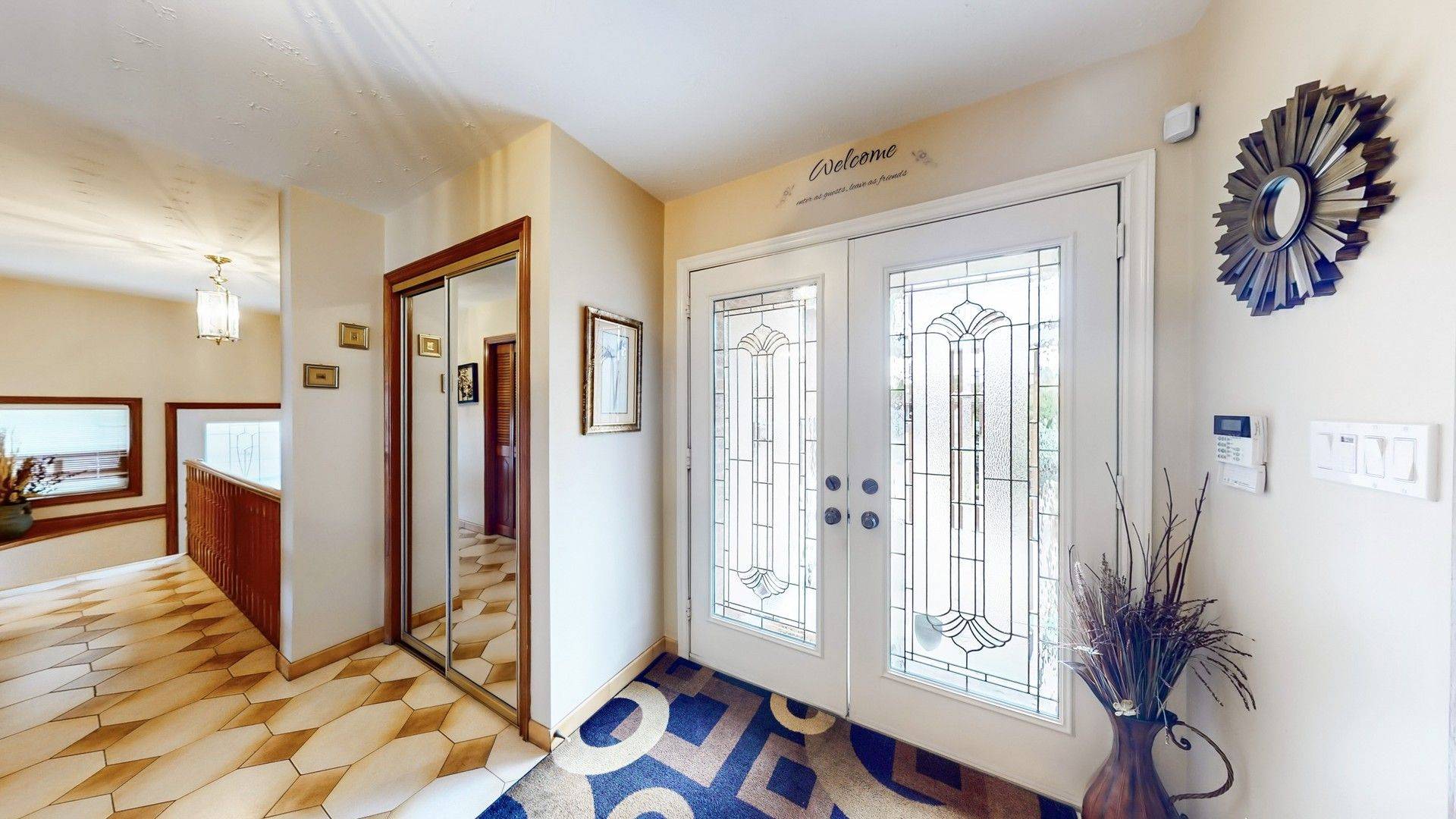 Mississauga, ON L5B 1K7,71 Fairview RD W