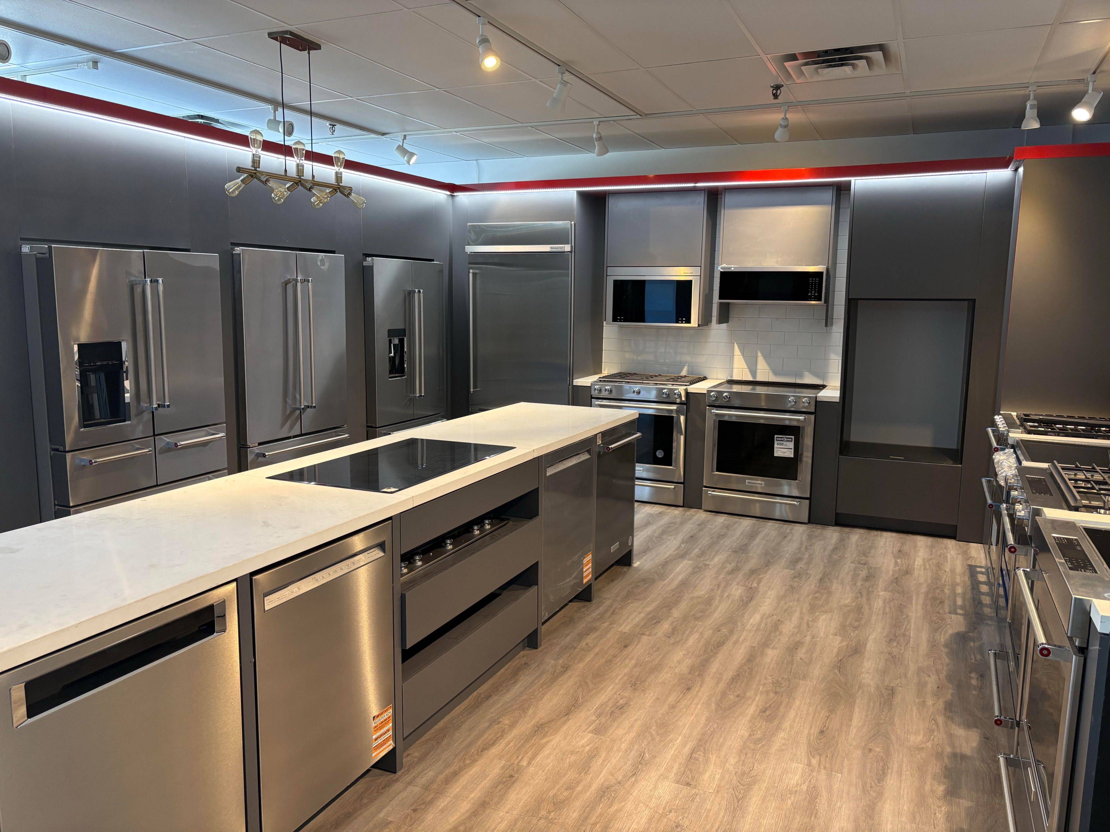 Markham, ON L3P 1R1,176 bullock DR #3 & 4