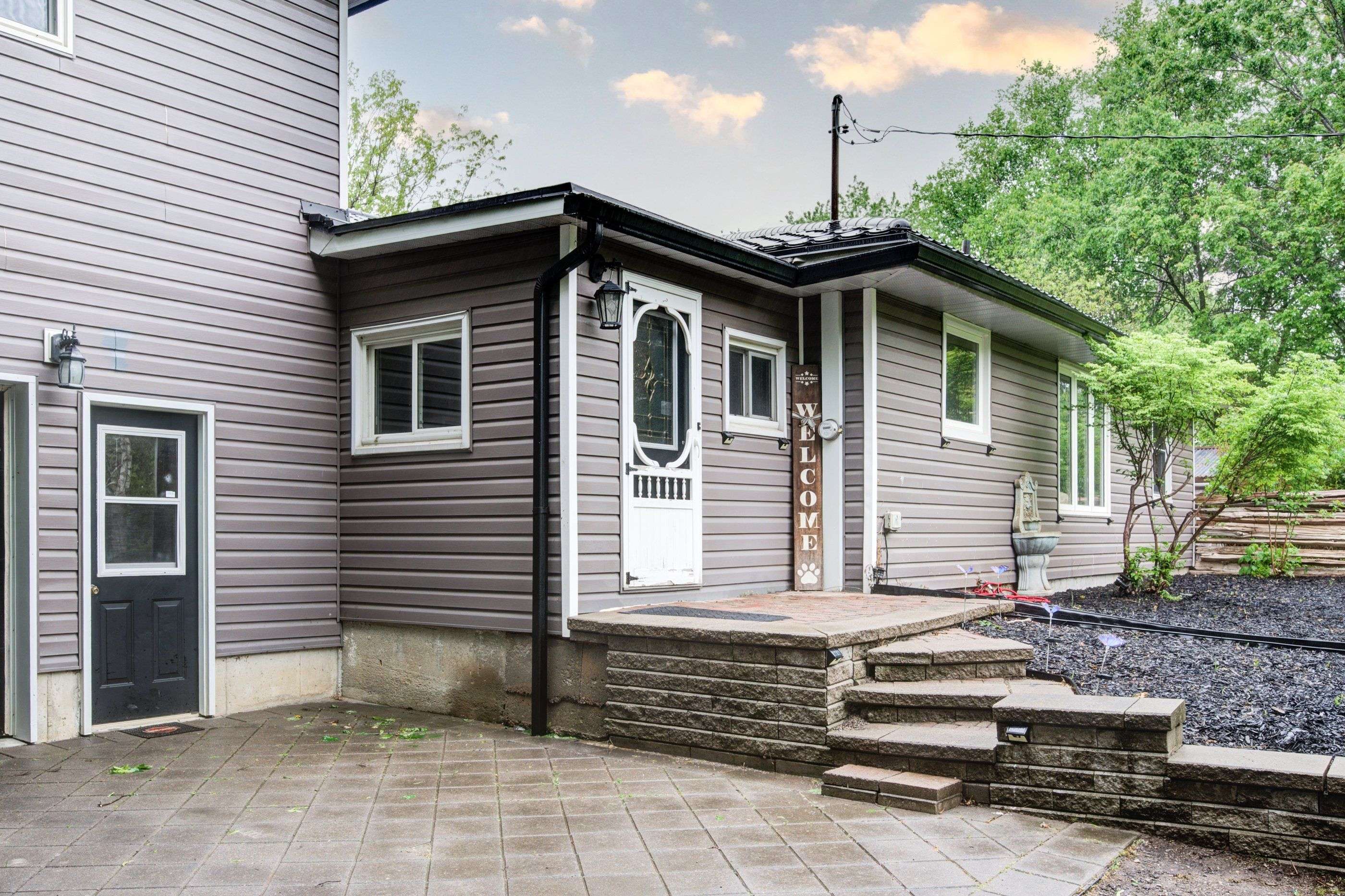 South-west Oxford, ON N5C 3J7,403137 ROBINSON RD