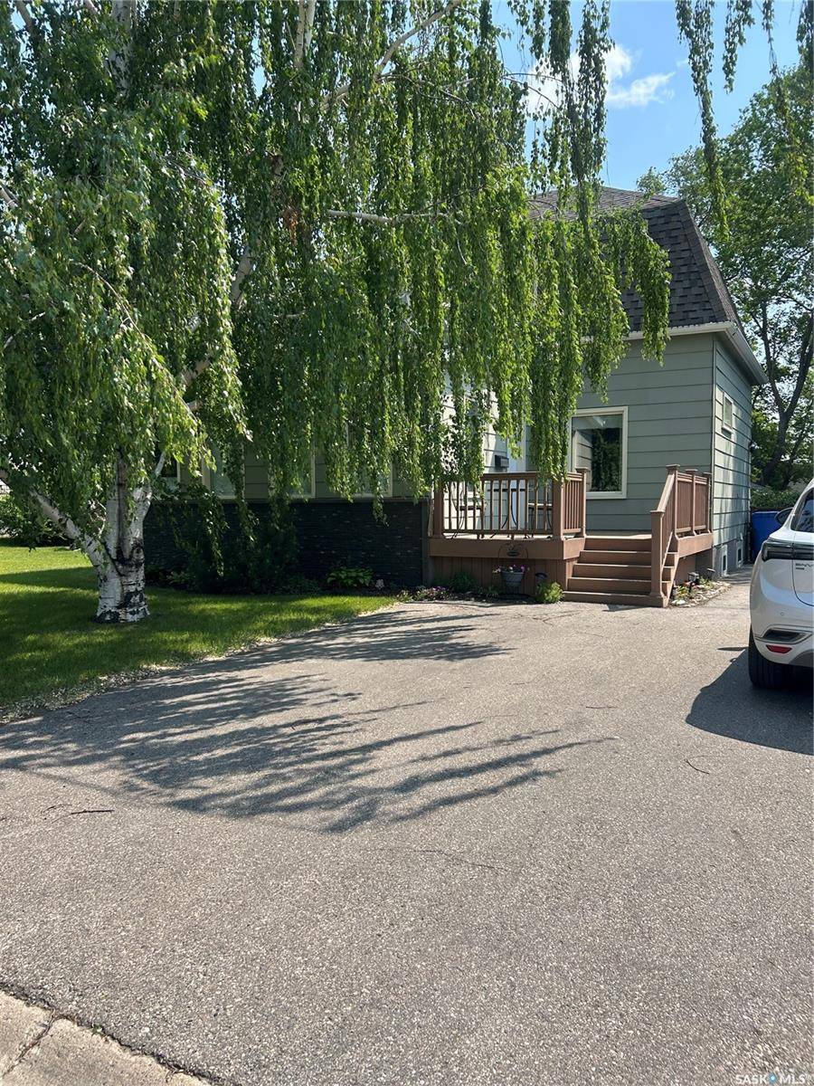 Carnduff, SK S0C 0S0,213 Third STREET E