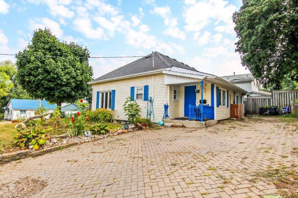 Ingersoll, ON N5C 1K4,186 Charles ST E