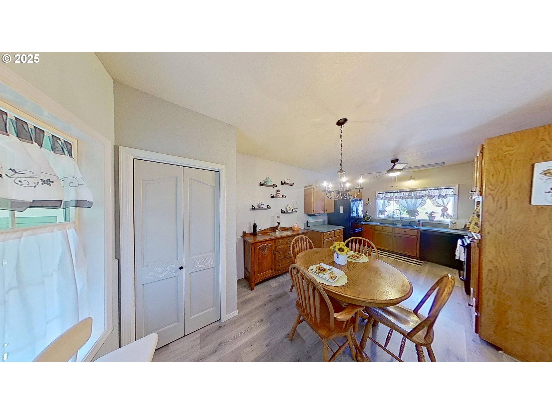 23196 N UMPQUA HWY, Idleyld Park, OR 97447