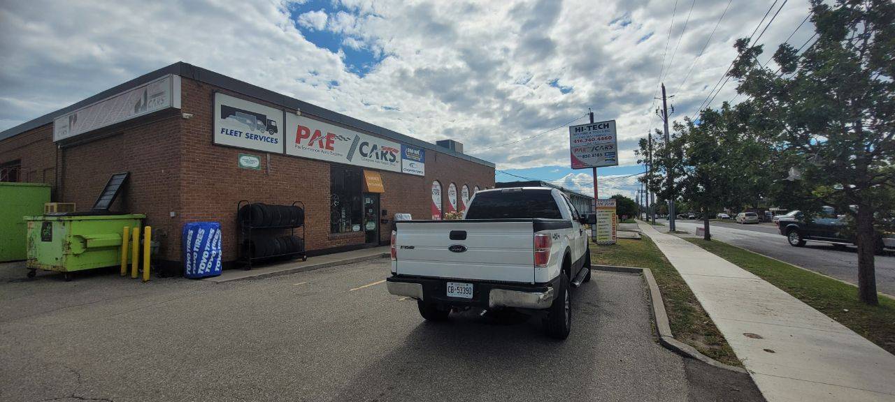 Toronto W05, ON M9L 1P9,471 Garyray DR