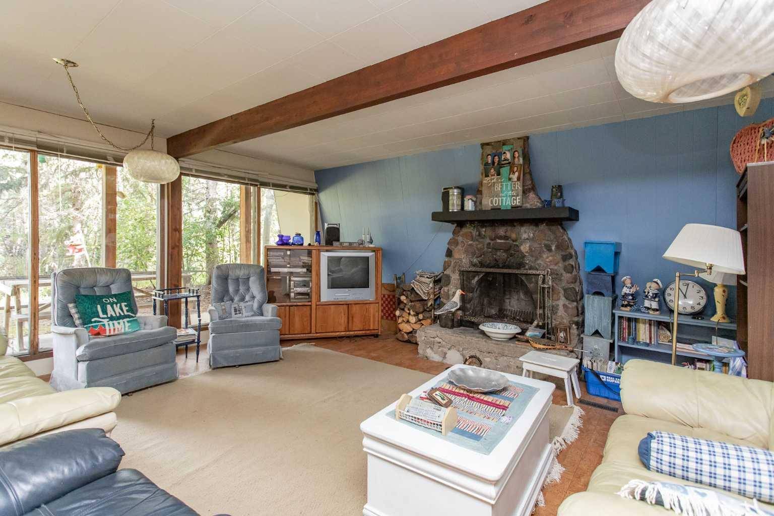 Gull Lake, AB T4L 2N1,99 Oliver AVE