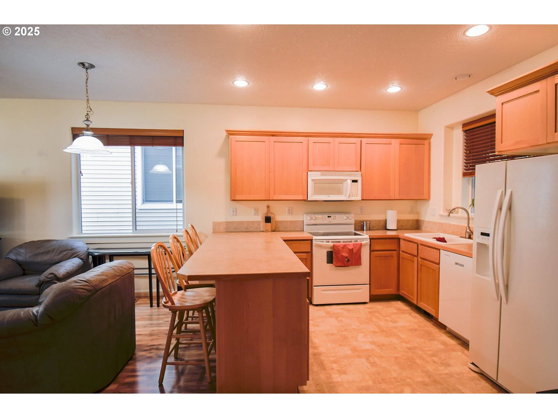 Cascade Locks, OR 97014,45 SE KATANI LN