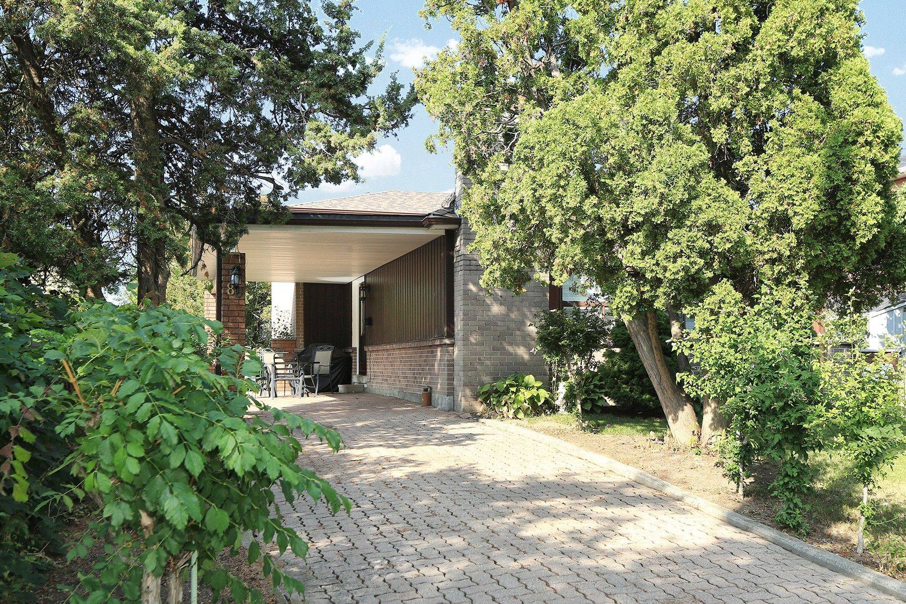 Toronto W05, ON M3N 1R1,80 Bloomington CRES