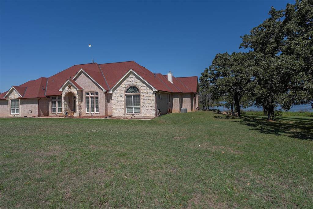 Alvarado, TX 76009,1701 W Lake Shore Drive