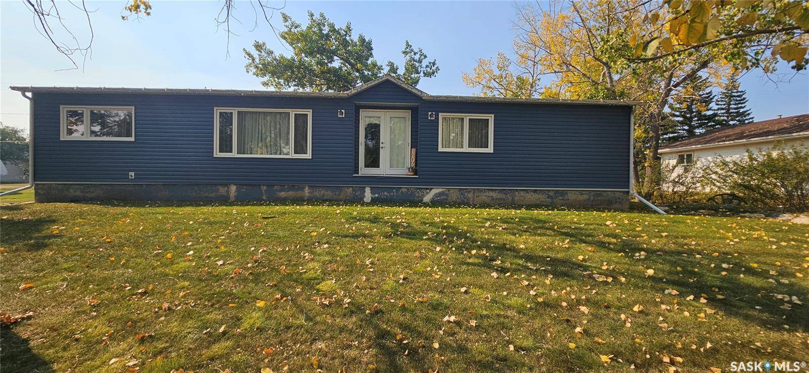 Vanguard, SK S0N 2V0,1204 Dominion STREET