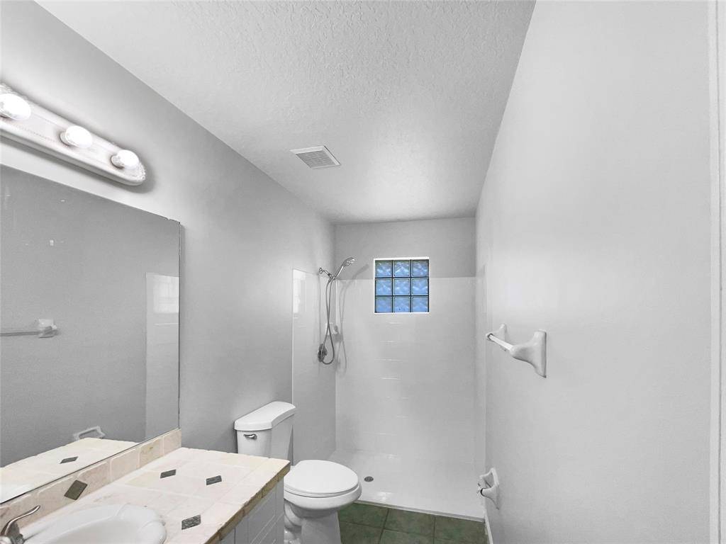 Greenacres, FL 33413,1066 Salmon Isle