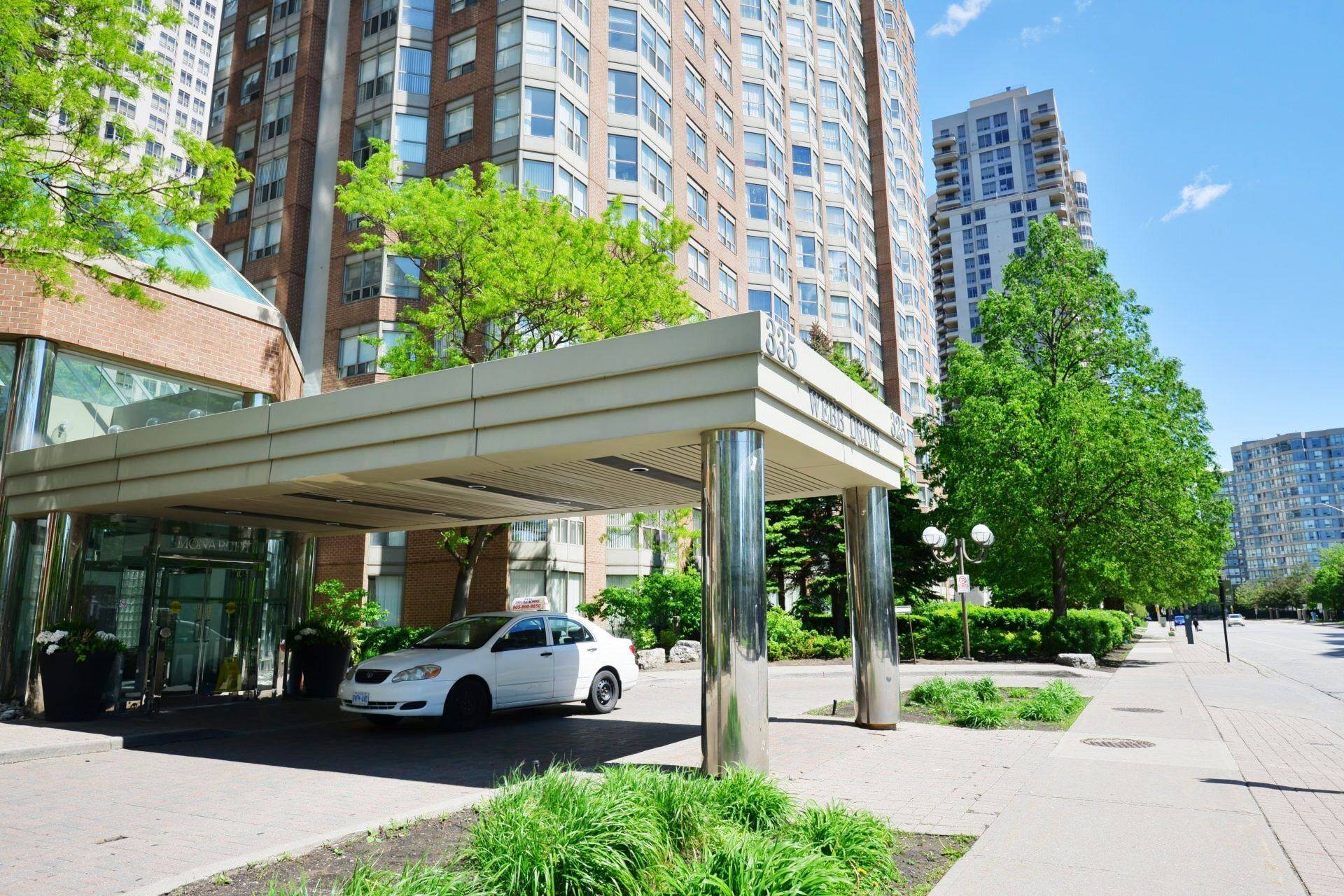 Mississauga, ON L5B 3Z9,325 Webb DR #1907