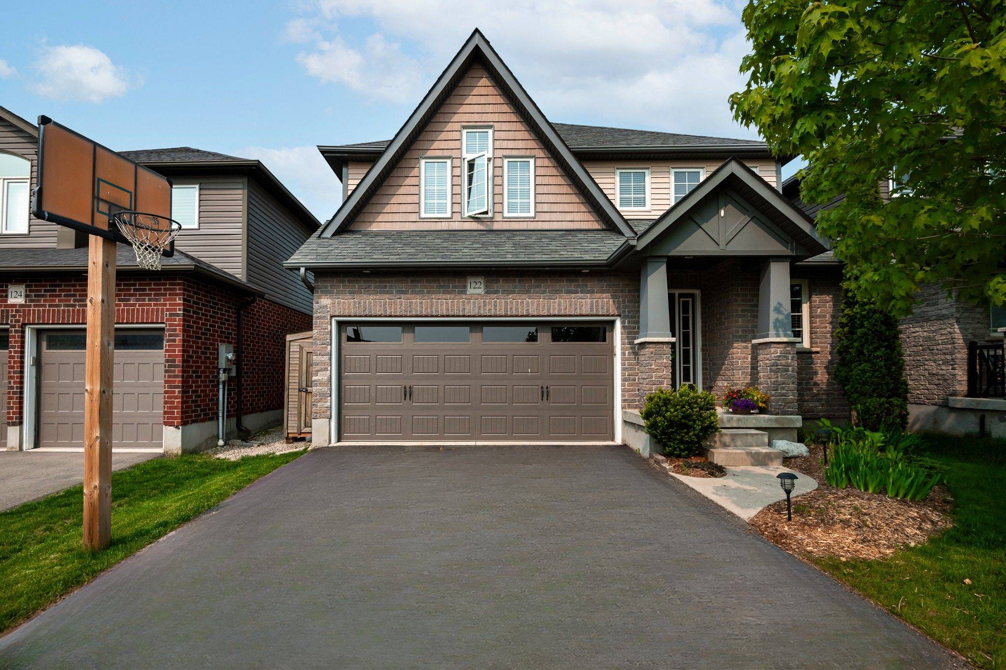 East Luther Grand Valley, ON L9W 6P1,122 Taylor DR