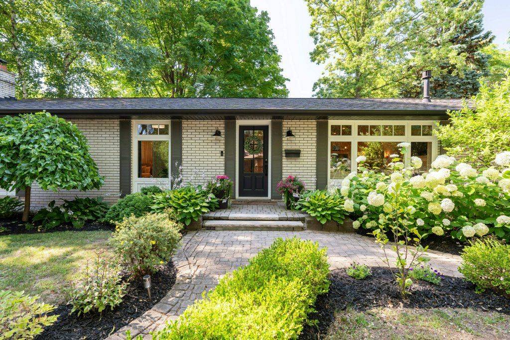 Burlington, ON L7N 1Z3,380 ABBOTT RD