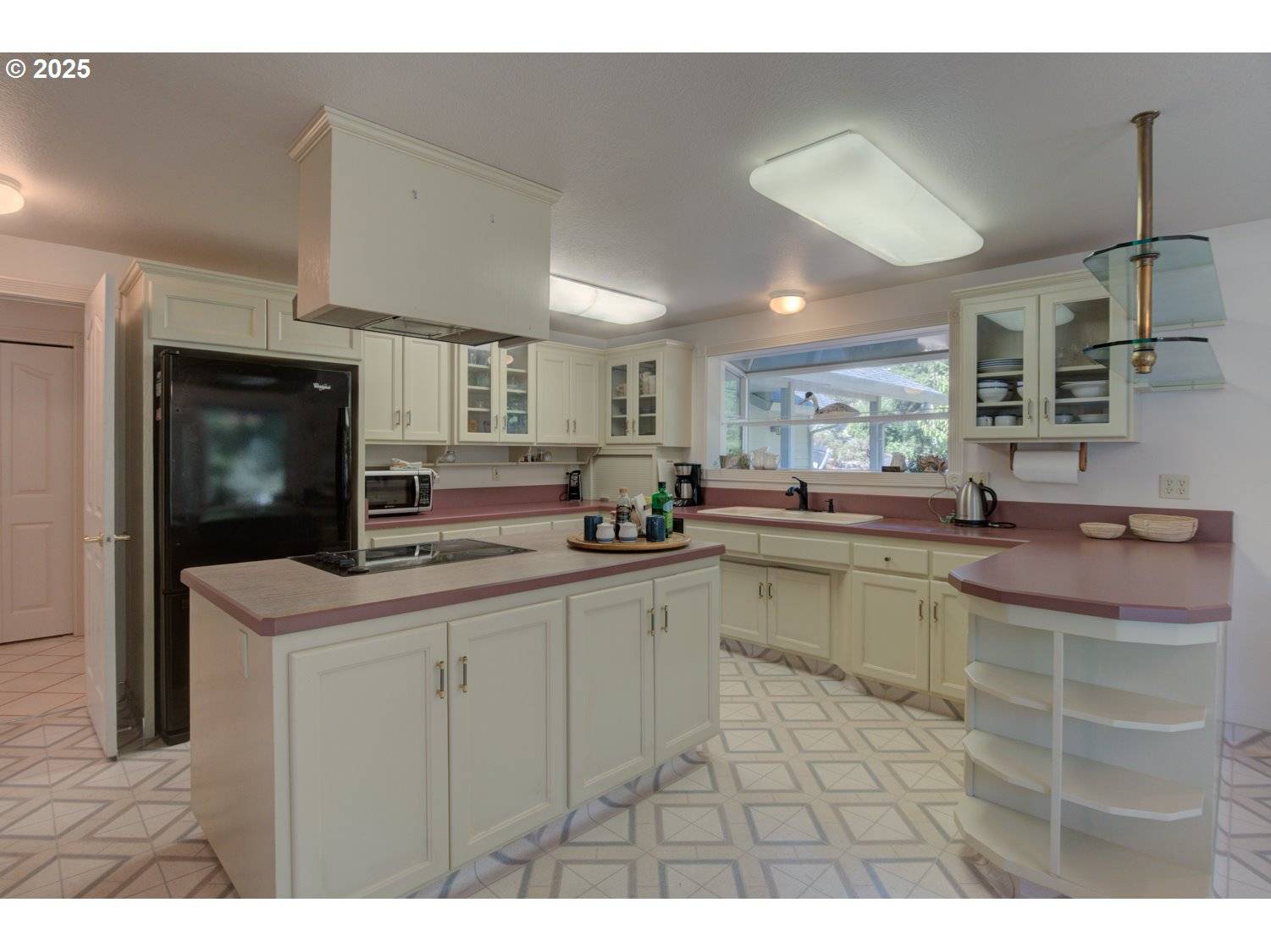 Florence, OR 97439,87630 WOODMERE E