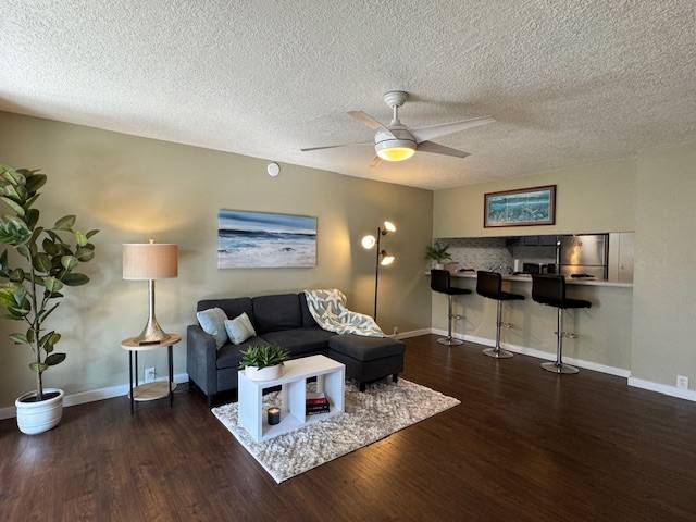 Kailua-kona, HI 96740,75-5669 KUAKINI  HIGHWAY #2103