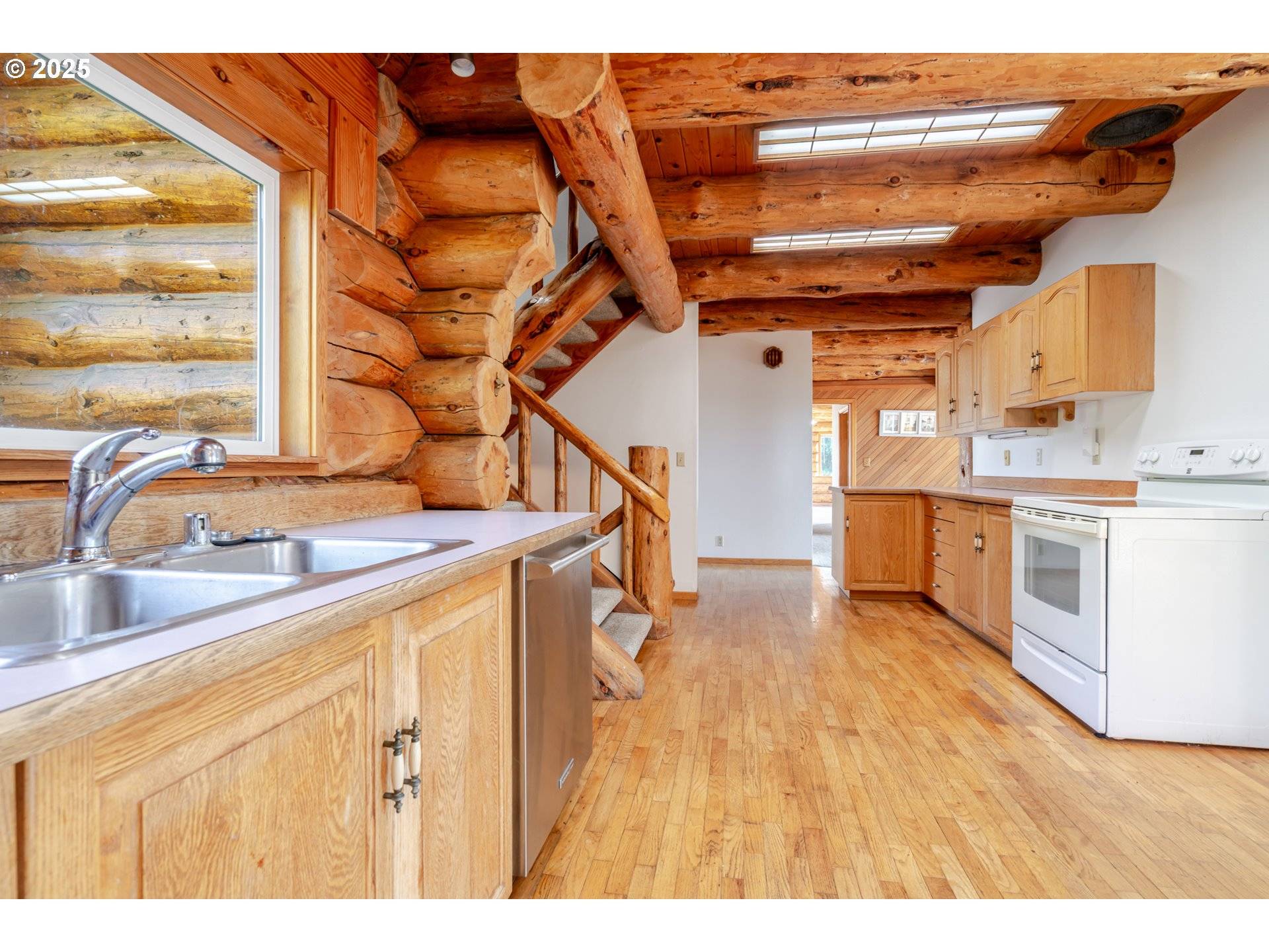 Toledo, OR 97391,330 S BAY RD