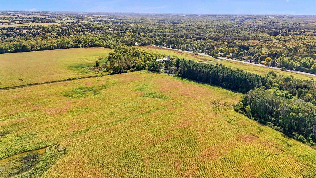 Georgina, ON L0E 1N0,111 Victoria ST