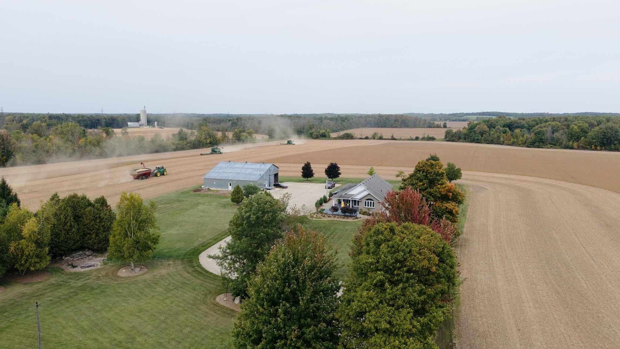 Morris Turnberry, ON N0G 1H0,42056 Morris RD