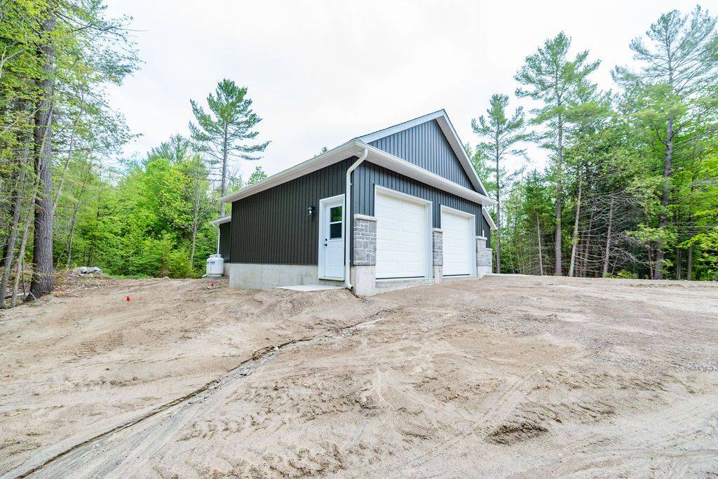 Mcnab/braeside, ON K0J 1G0,912 Burnstown RD