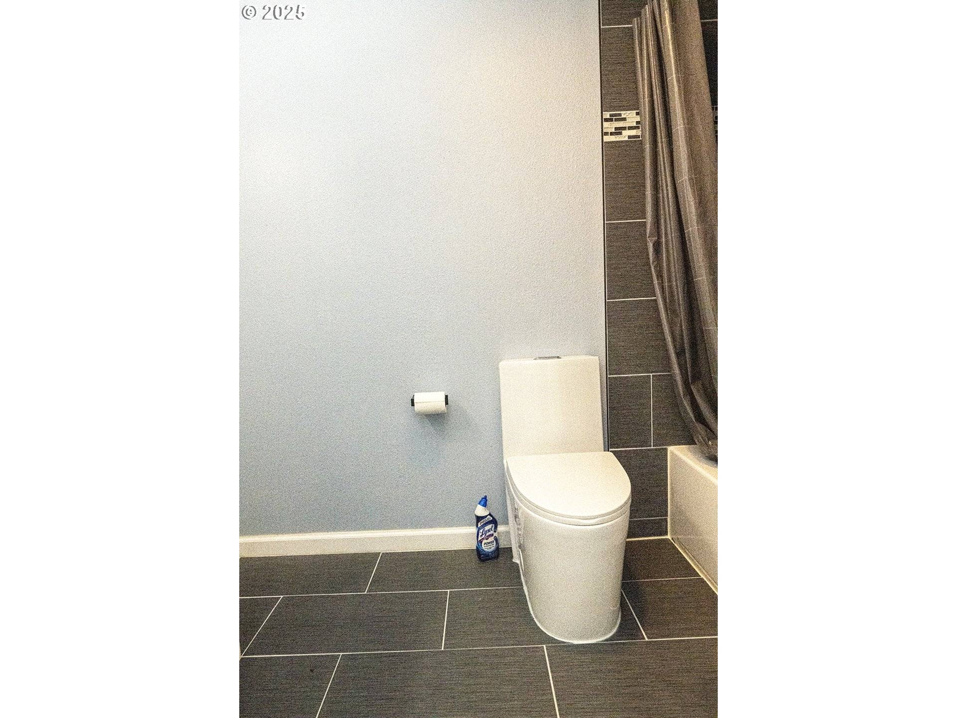 Salem, OR 97301,4746 NE MONARCHY DR