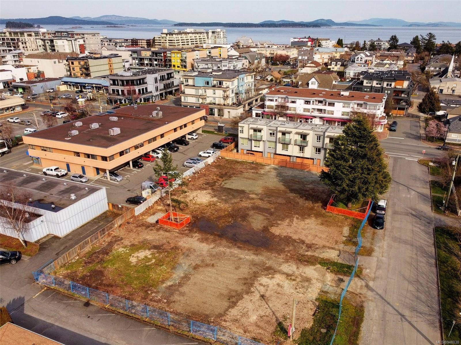 Sidney, BC V8L 1V5,2374 Oakville Ave #105