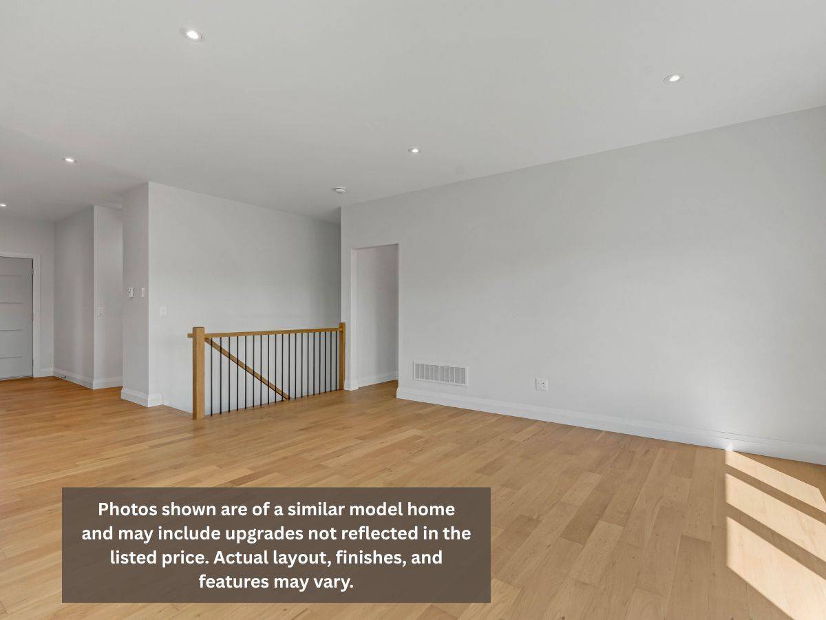 27 Harold AVE, Severn, ON L0K 1E0