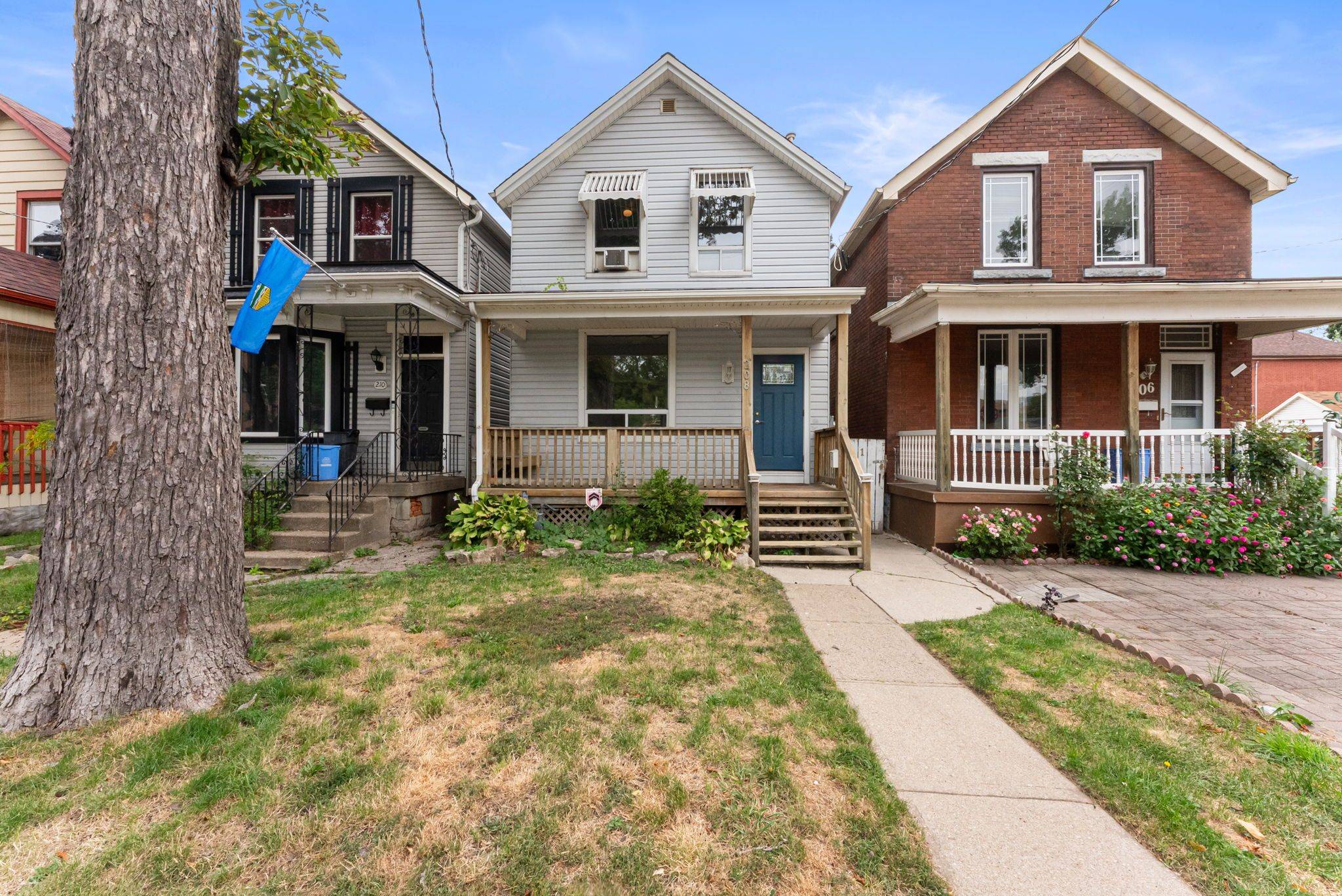 Hamilton, ON L8L 5J3,208 East AVE N