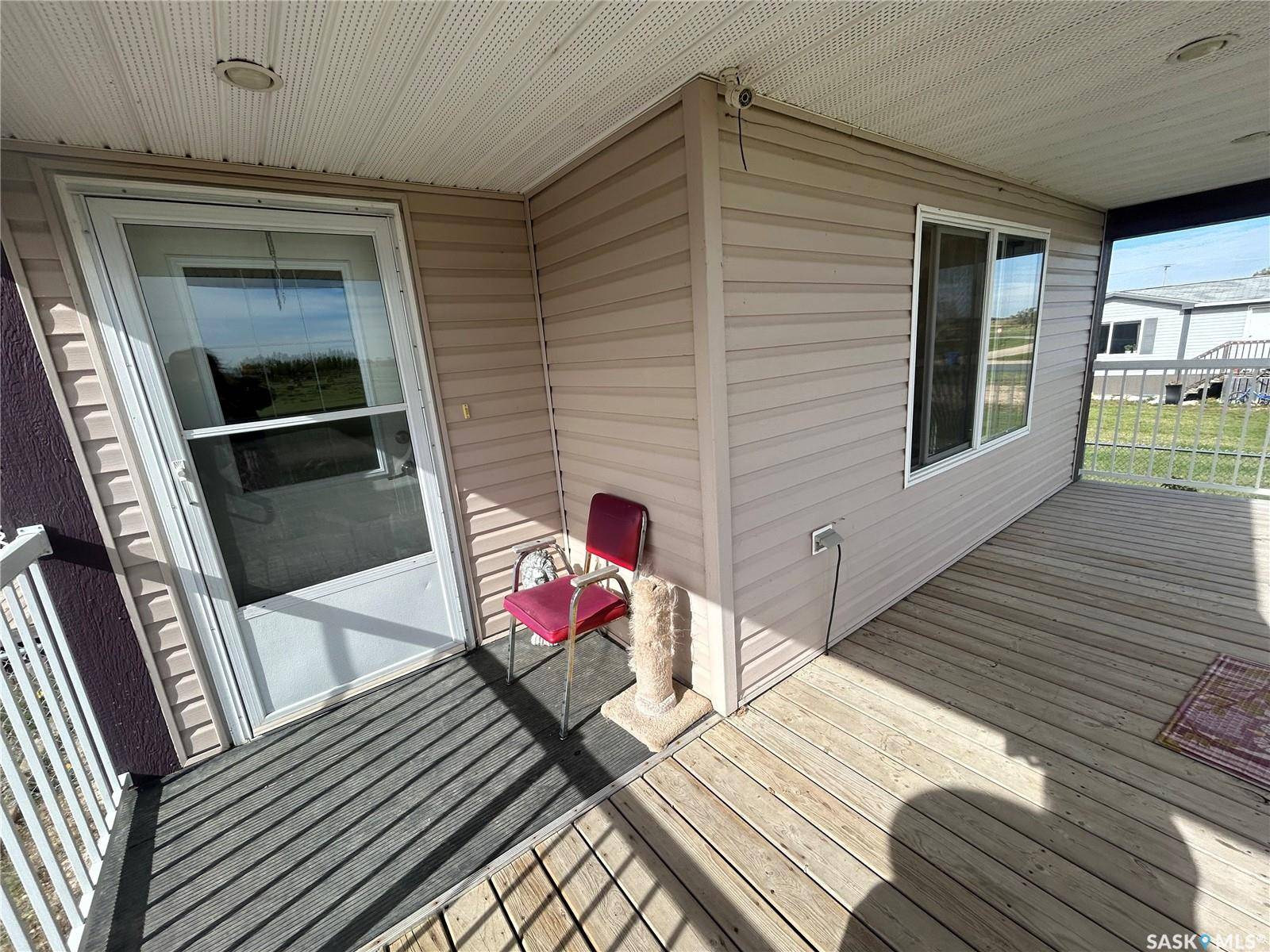 Macoun, SK S0C 1P0,187 Robinson AVENUE