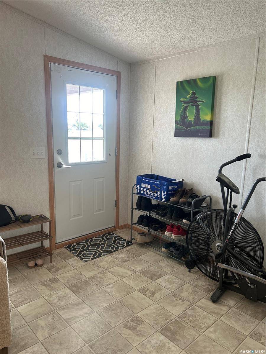 Macoun, SK S0C 1P0,187 Robinson AVENUE