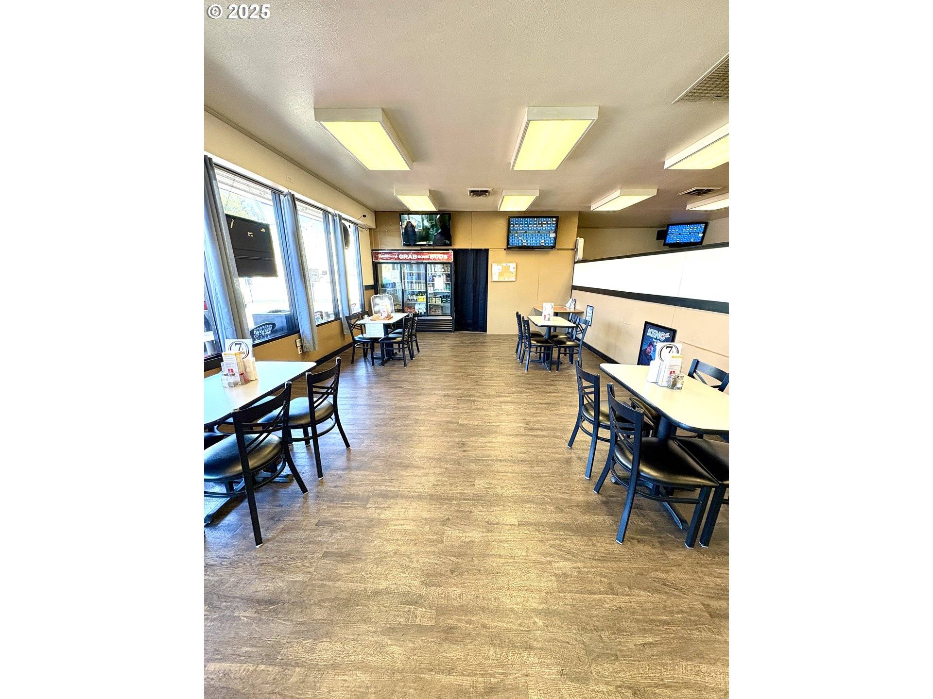 Cottage Grove, OR 97424,354 HWY 99