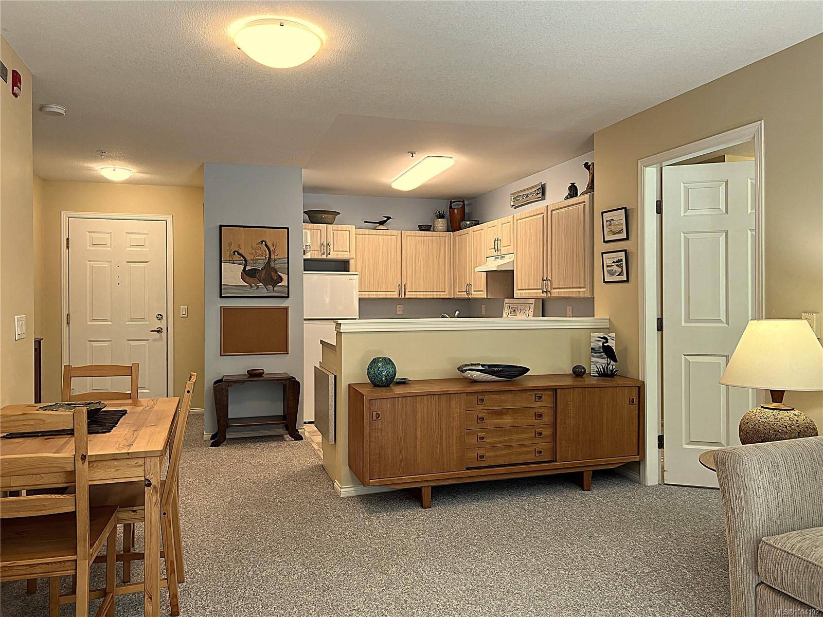 Qualicum Beach, BC V9K 2P6,750 Memorial Ave #107