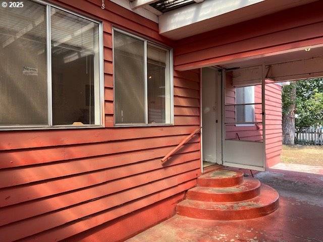 Elgin, OR 97827,95 S 17TH AVE