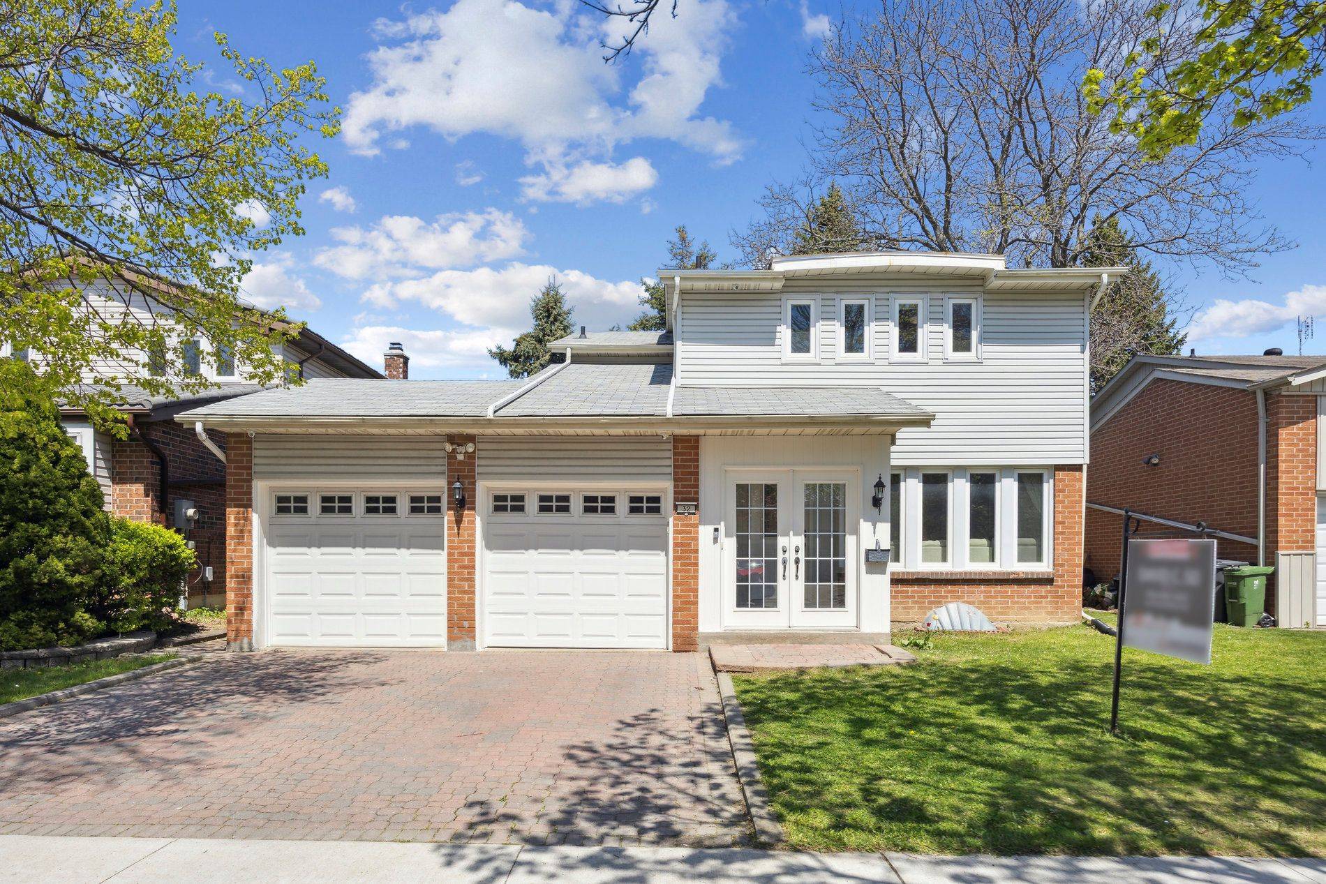 Toronto E05, ON M1W 2Y7,32 Relroy CT