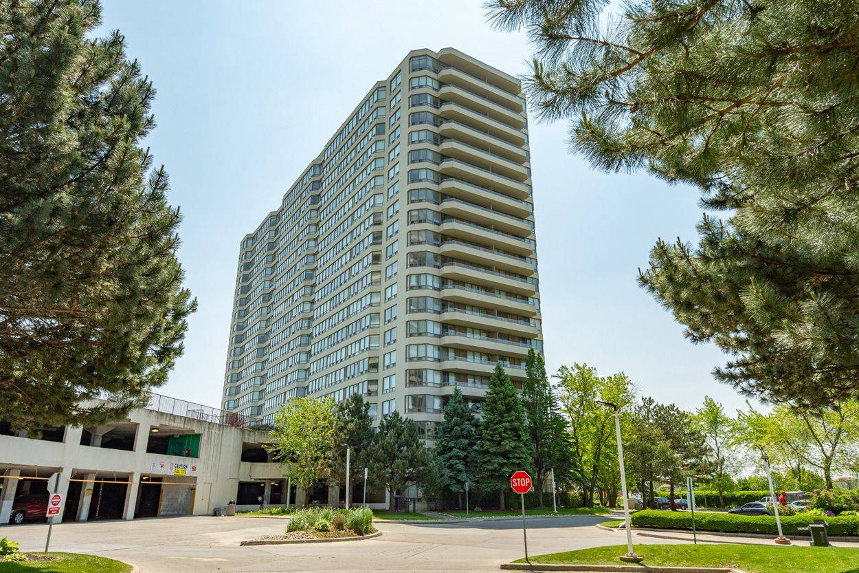 Toronto E04, ON M1K 5J3,1 Greystone Walk DR #385