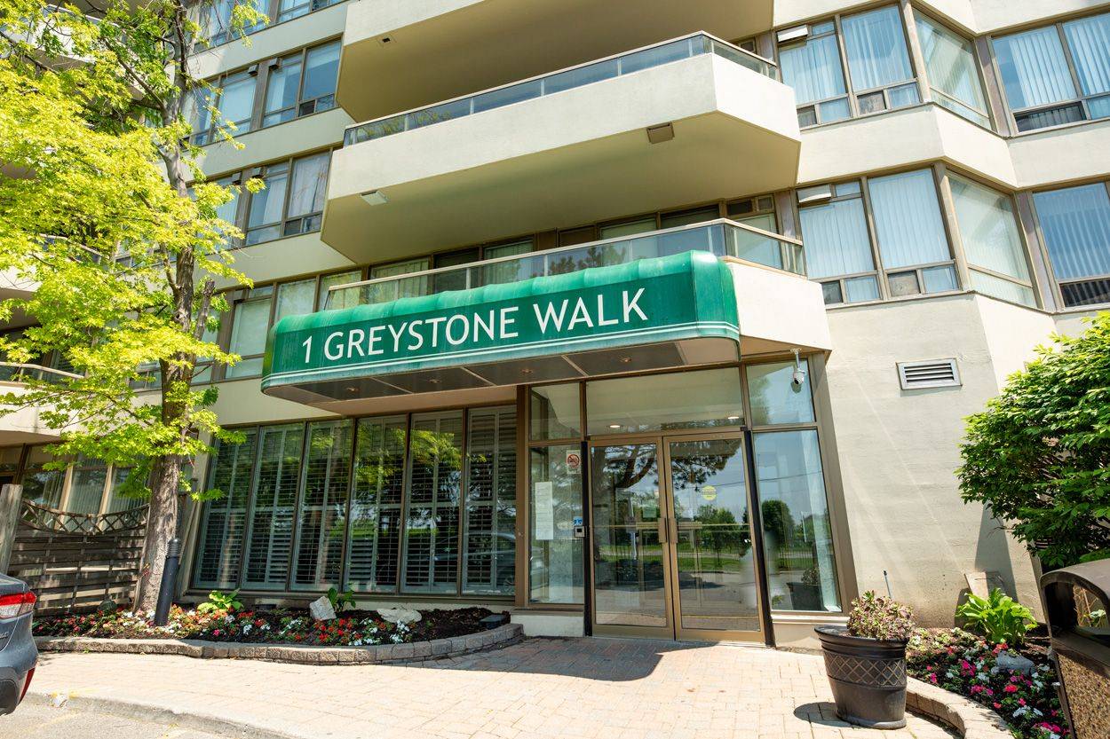 Toronto E04, ON M1K 5J3,1 Greystone Walk DR #385