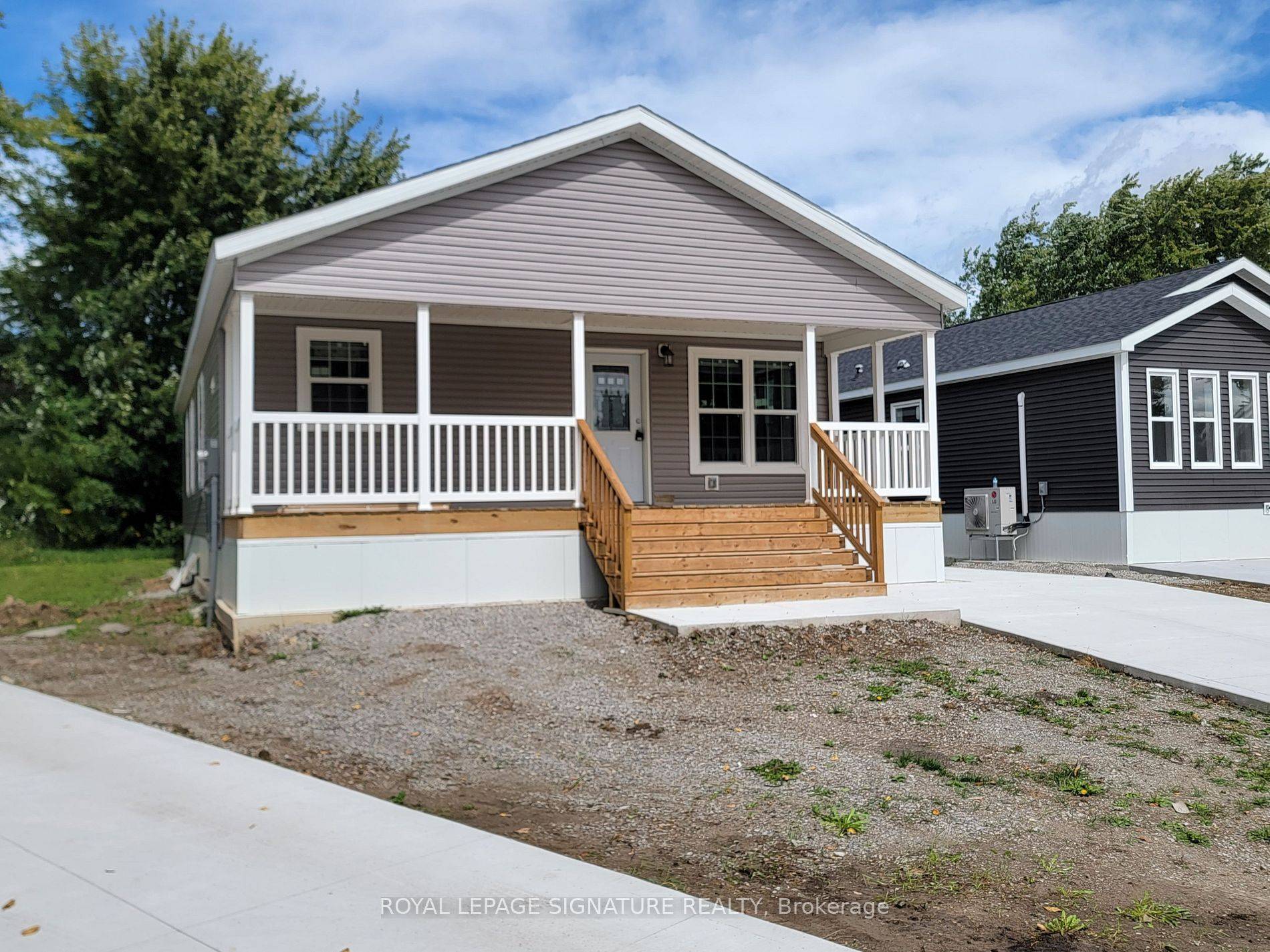 Innisfil, ON L0L 1L0,12 Briarwood PL