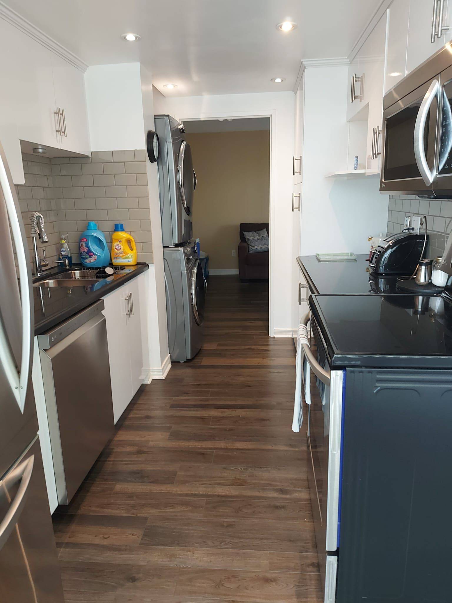 Toronto W05, ON M9M 3A1,3077 Weston RD #409