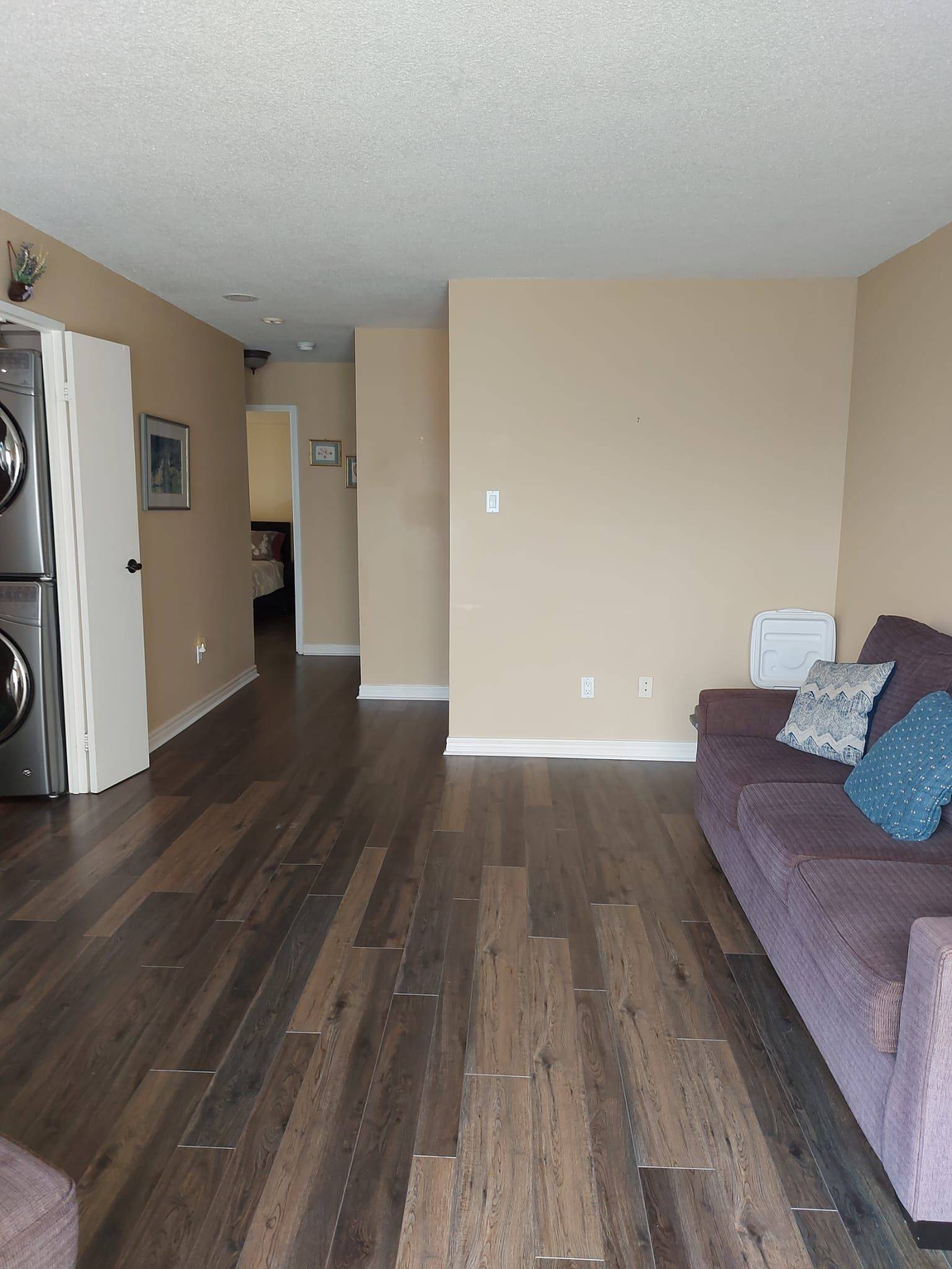 Toronto W05, ON M9M 3A1,3077 Weston RD #409