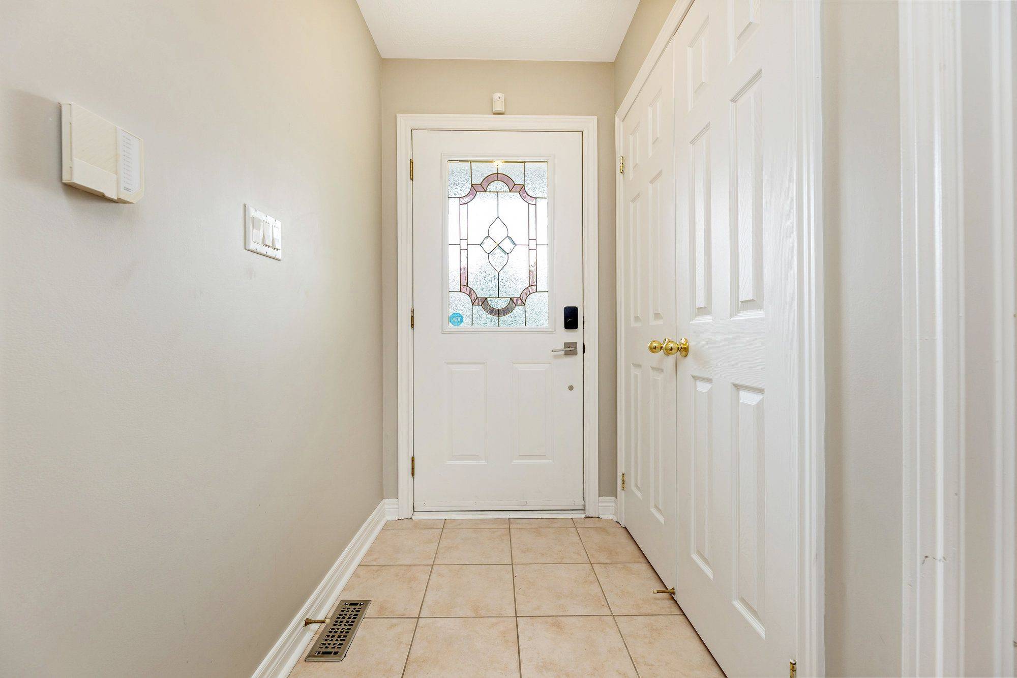 Milton, ON L9T 5X4,331 Centennial Forest DR