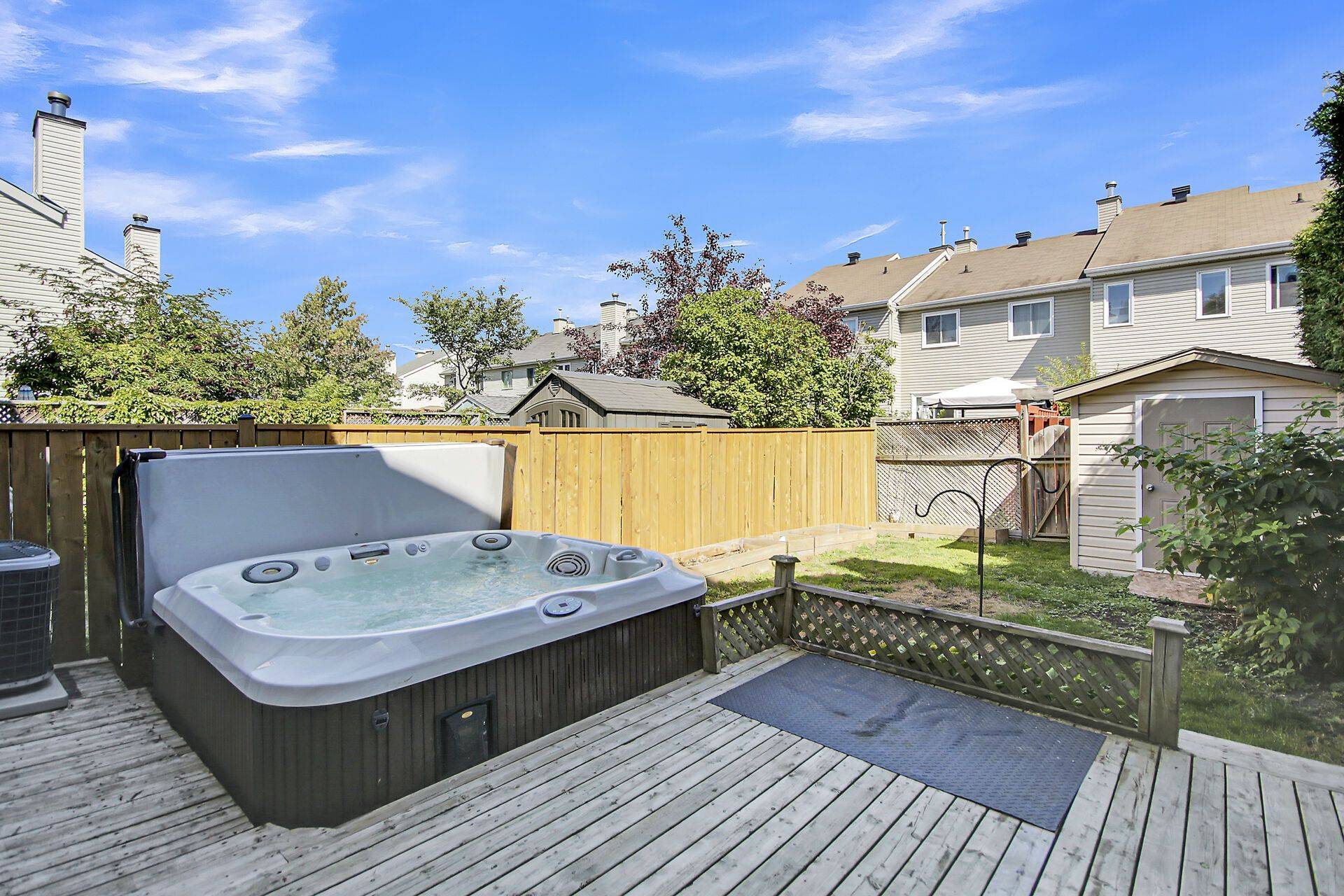 Barrhaven, ON K2G 5Z6,74 Markland CRES