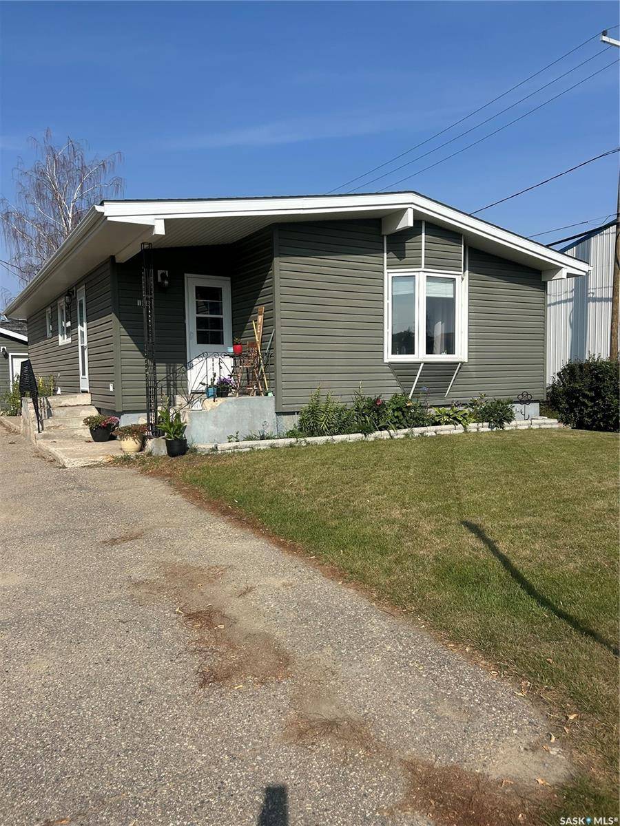 Carnduff, SK S0C 0S0,108 Second STREET E