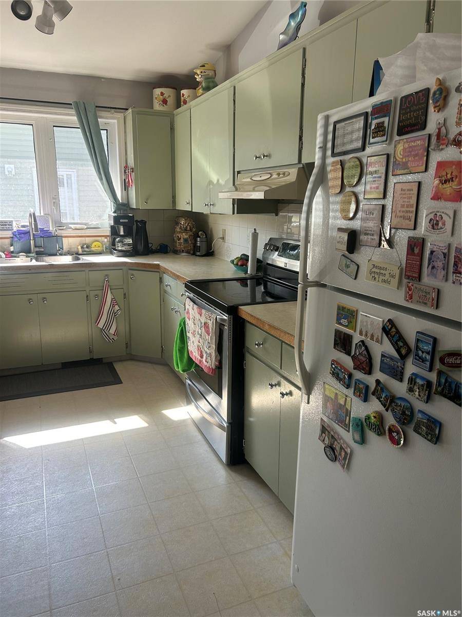 Carnduff, SK S0C 0S0,108 Second STREET E