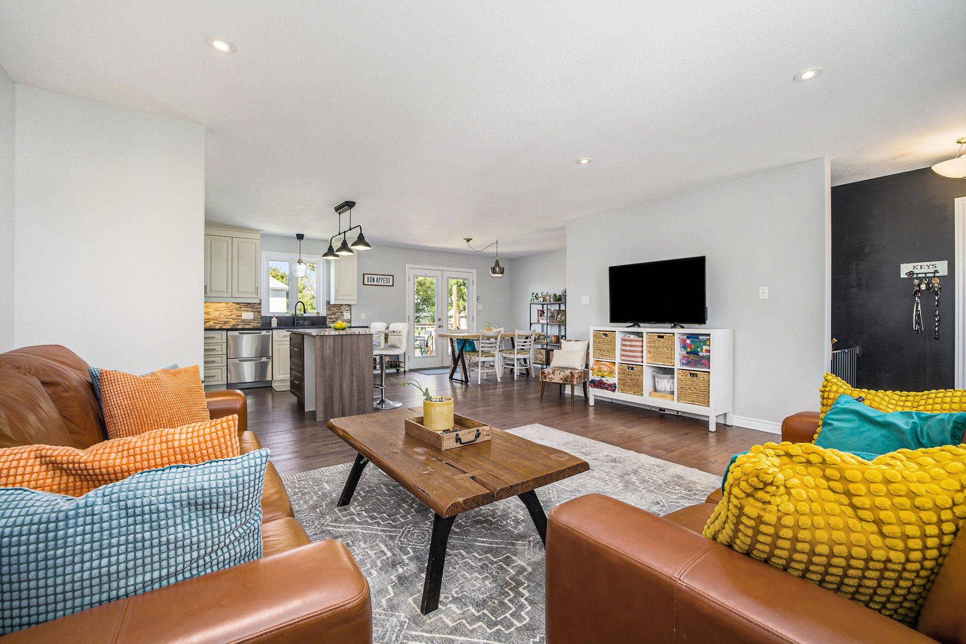 Smiths Falls, ON K7A 1L1,14 McDonald ST