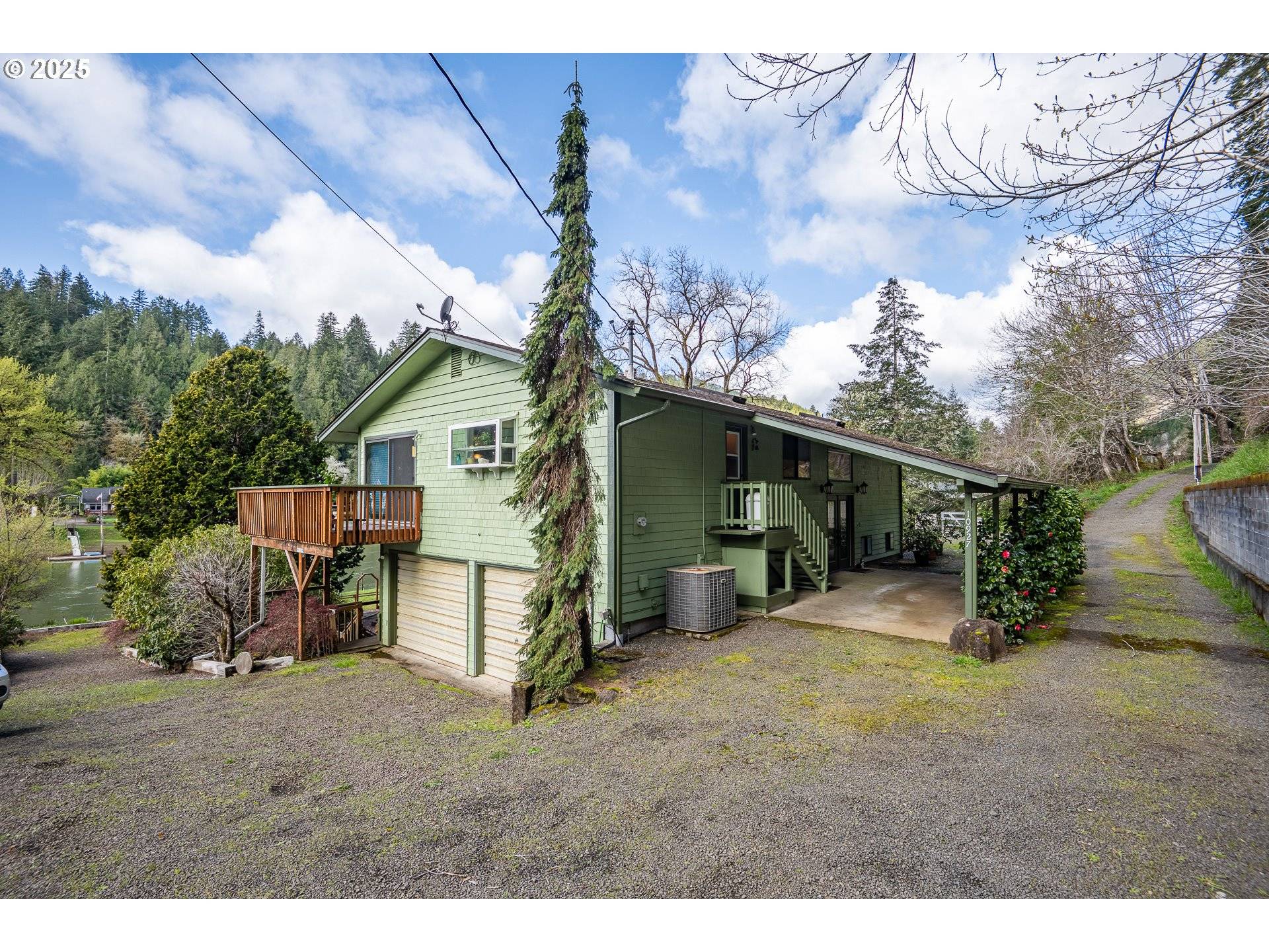 Mapleton, OR 97453,10927 E MAPLETON RD