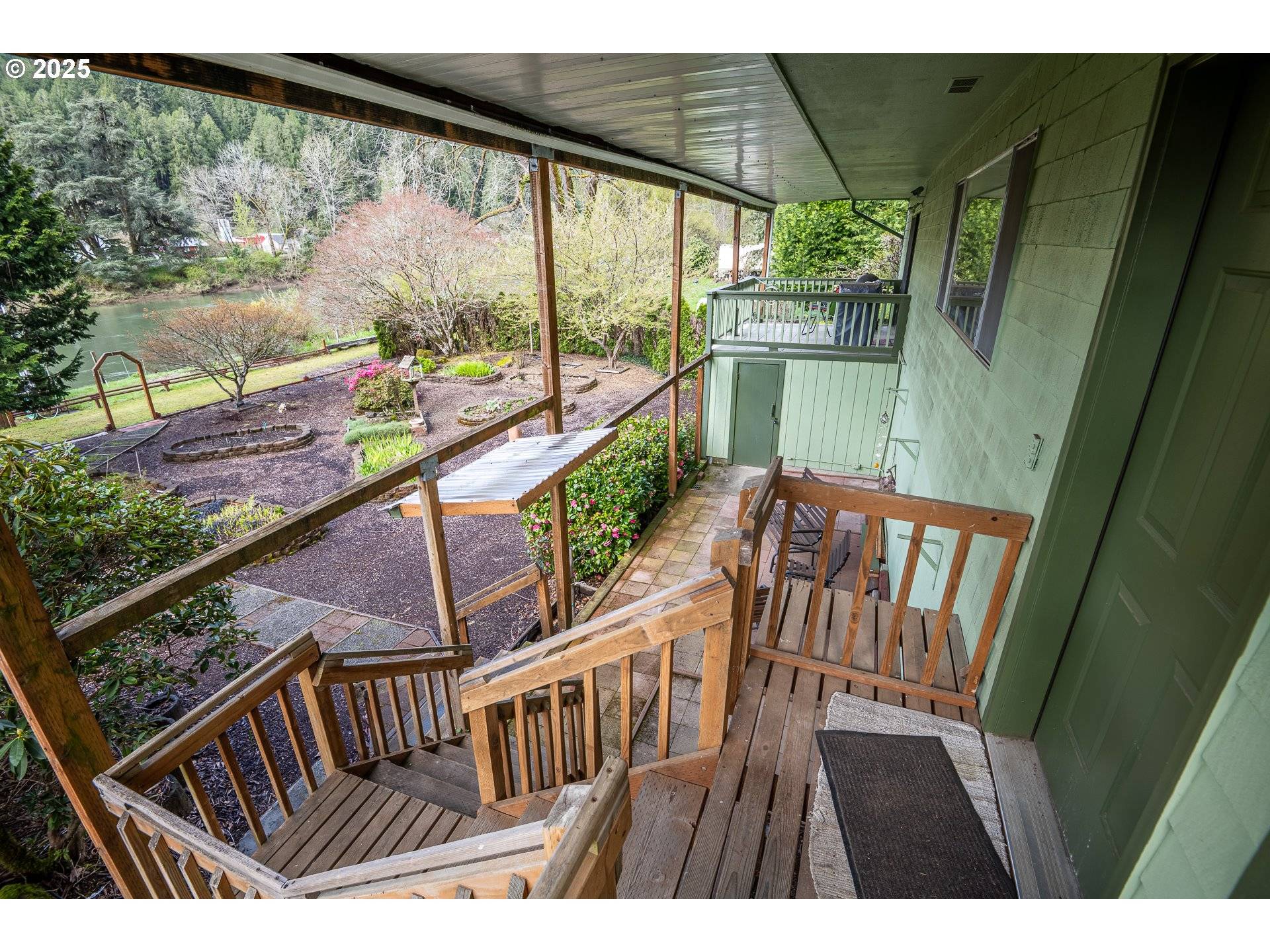 Mapleton, OR 97453,10927 E MAPLETON RD