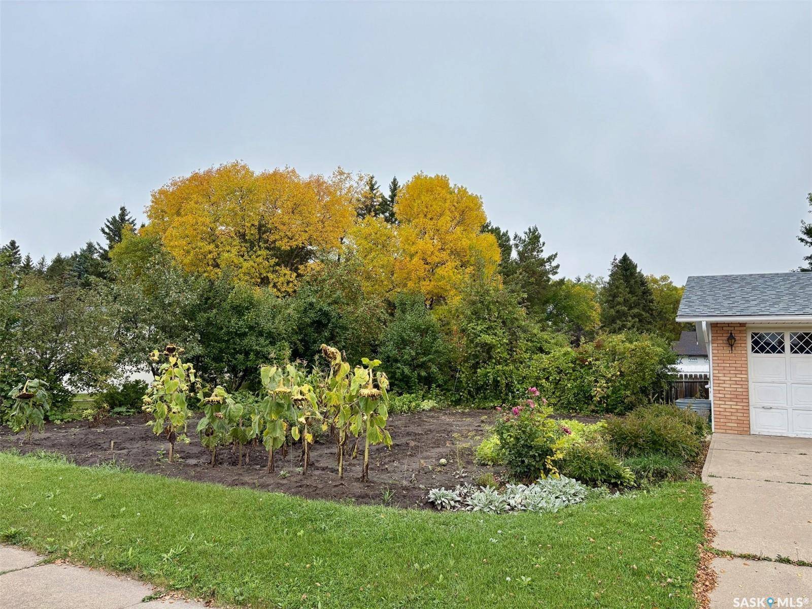 Yorkton, SK S3N 2R4,38 Rosefield DRIVE