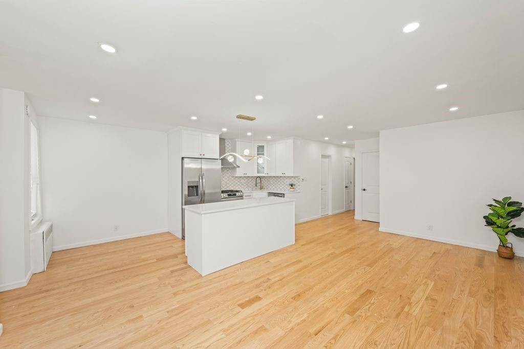 Brooklyn, NY 11236,1110 East 101st ST